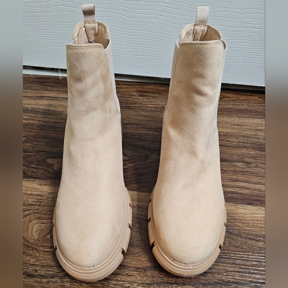 Women's Nude Ankle Boots